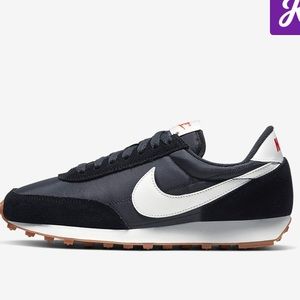 Nike Daybreak